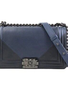 Auth CHANEL Boy Bag Chain Shoulder Bag Navy/Black Leather/Metal - e60875g